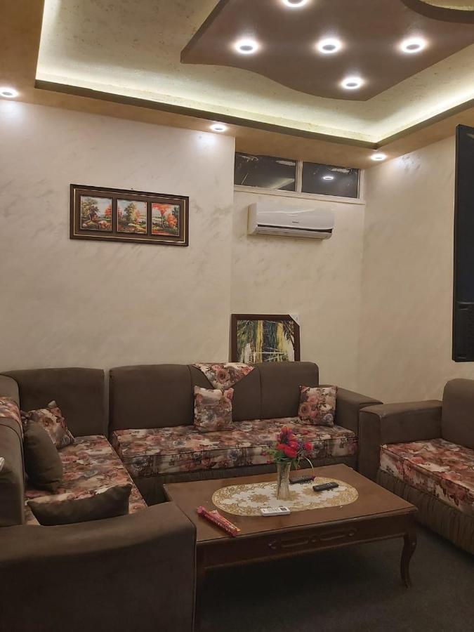 Jarajreh Apartments/ Hotel 케락 외부 사진